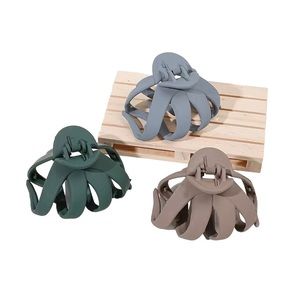 🆕Bundle of 6 Premium Matte Extra Big Octopus Claw 
Hair clips, 2.76” x 2.3”.🆕